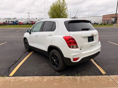 Used 2020 Chevrolet Trax LS w/ Tint and Cruise Package FWD image 6
