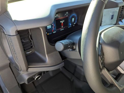 New 2025 Ford Bronco Badlands image 21