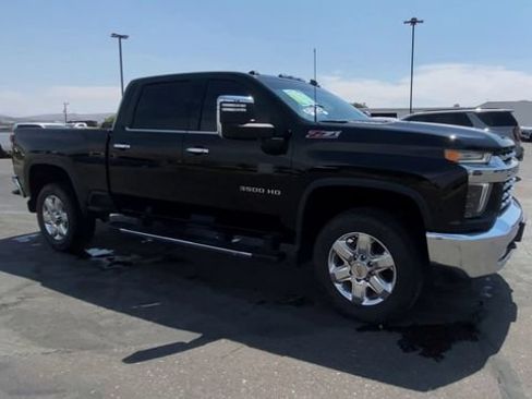 Used 2022 Chevrolet Silverado 3500 LTZ w/ LTZ Premium Package AWD/4WD image 2
