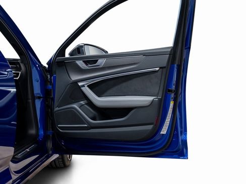 Used 2023 Audi S6 Prestige image 57