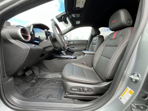 New 2026 Chevrolet Trax RS w/ Driver Confidence Package FWD image 8