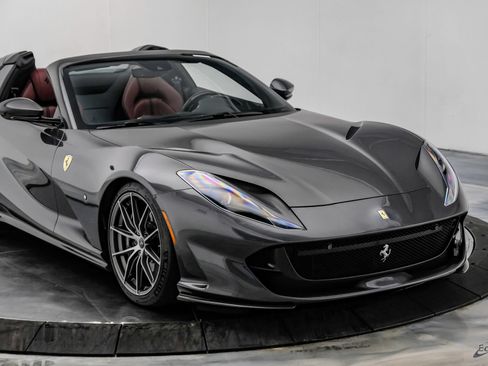 Used 2023 Ferrari 812 GTS RWD image 35