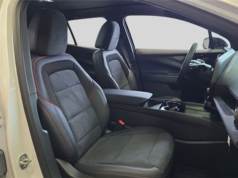 Used 2025 Chevrolet Blazer EV RS image 12