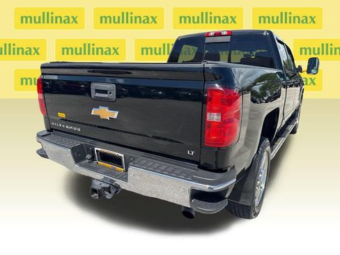 Used 2015 Chevrolet Silverado 2500 LT w/ LT Convenience Package RWD image 4