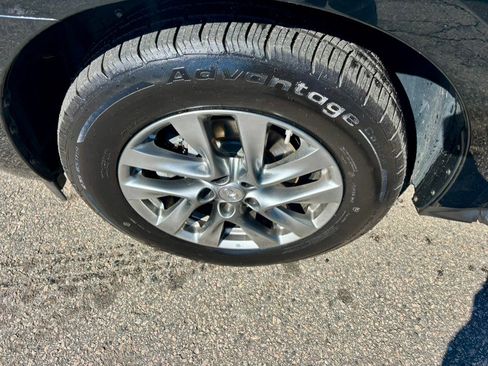 Used 2015 INFINITI QX60 AWD w/ Premium Package image 38