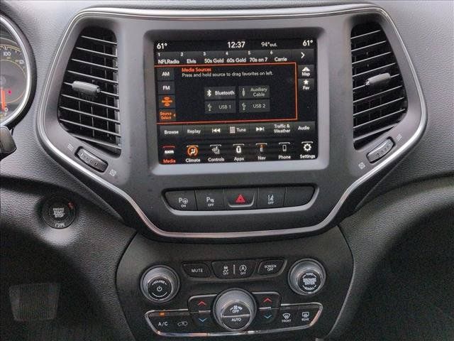 Used 2023 Jeep Cherokee Altitude Lux AWD/4WD image 22