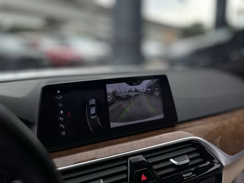 Used 2017 BMW 530i image 23