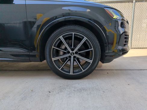 Used 2023 Audi Q7 3.0T Prestige w/ Prestige Package AWD/4WD image 12