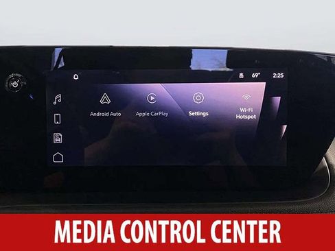 Used 2025 Buick Encore GX Preferred FWD image 11