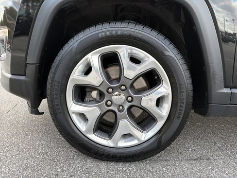 Used 2018 Jeep Compass Limited w/ Navigation Group image 12