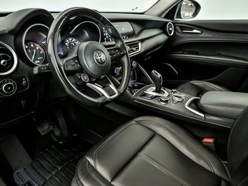 Used 2020 Alfa Romeo Stelvio Sport w/ Quick Order Package 22J Sport image 9