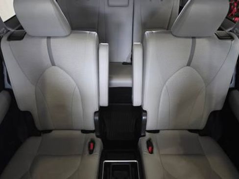 Used 2024 Toyota Grand Highlander Platinum image 32