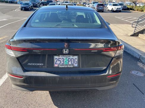 Used 2023 Honda Accord EX image 6