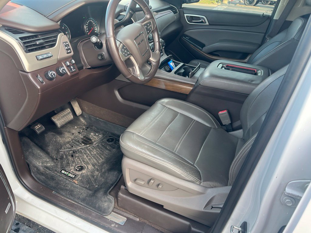 Used 2020 GMC Yukon Denali w/ Open Road Package AWD/4WD image 8