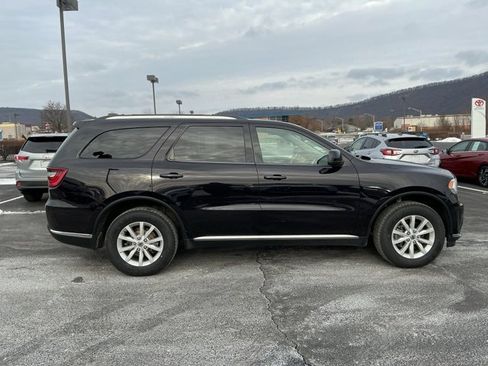 Used 2020 Dodge Durango SXT image 4
