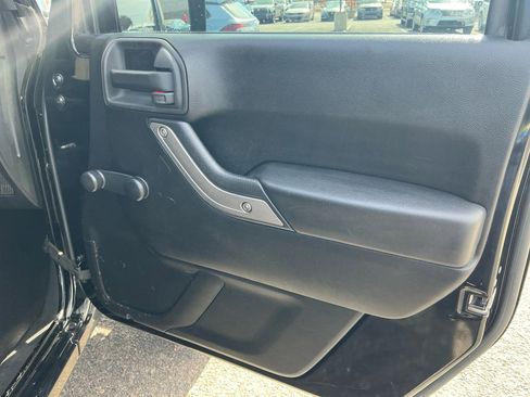 Used 2013 Jeep Wrangler Unlimited Sport w/ Max Tow Pkg image 16