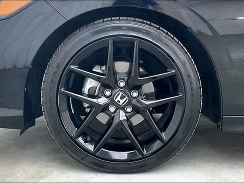 Certified 2025 Honda Civic Sport image 10