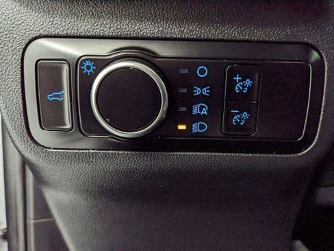 Certified 2024 Ford Escape ST-Line AWD/4WD image 31