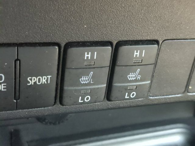 Used 2015 Toyota RAV4 Limited w/ Technology Package AWD/4WD image 23