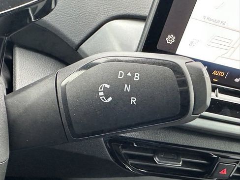 New 2025 Volkswagen ID.4 Pro image 33