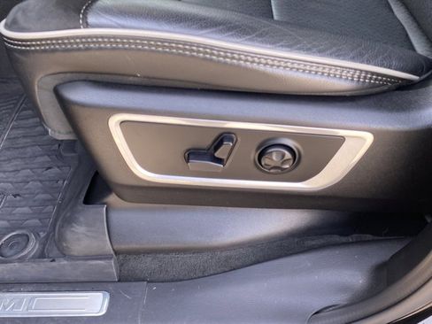 Used 2020 RAM 1500 Laramie w/ Sport Appearance Package image 31