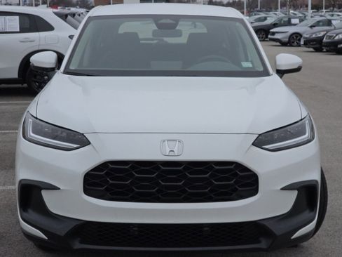 Certified 2024 Honda HR-V LX image 4