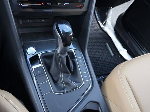 Certified 2024 Volkswagen Tiguan SE R-Line FWD image 26