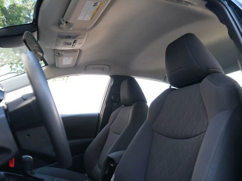 Used 2021 Toyota Corolla LE image 22