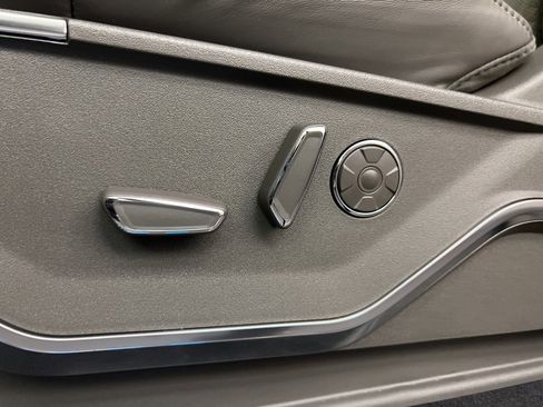 New 2025 Ford F150 Platinum w/ Equipment Group 703A Plus image 30