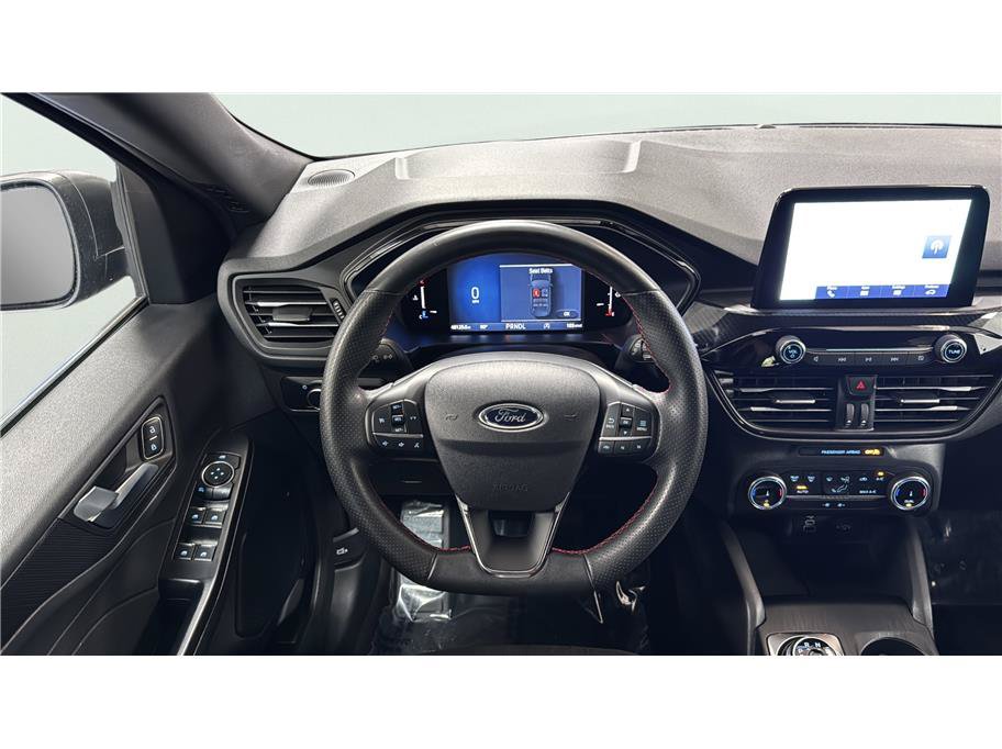 Used 2025 Ford Escape ST-Line FWD image 23