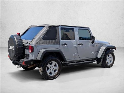 Used 2018 Jeep Wrangler Unlimited Sport S AWD/4WD image 5