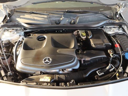 Used 2018 Mercedes-Benz CLA 250 image 44