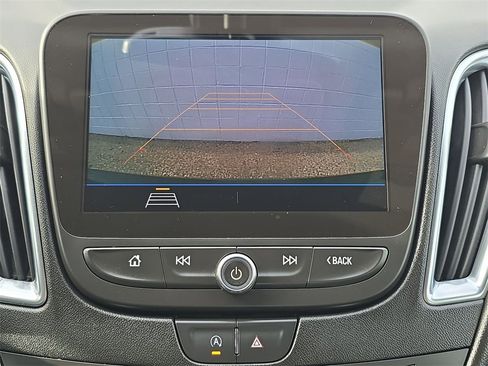 Certified 2020 Chevrolet Malibu LT w/ Leather Package image 15