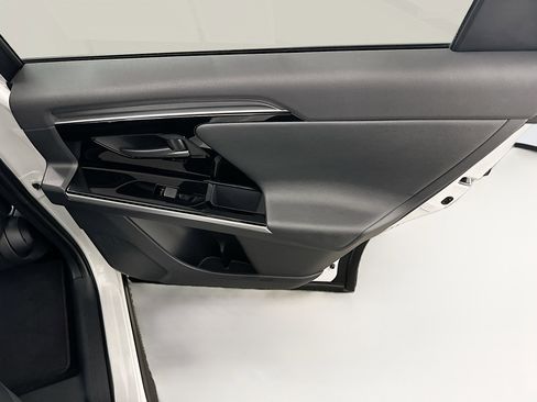 Used 2024 Toyota bZ4X Limited w/ Weather Package image 31