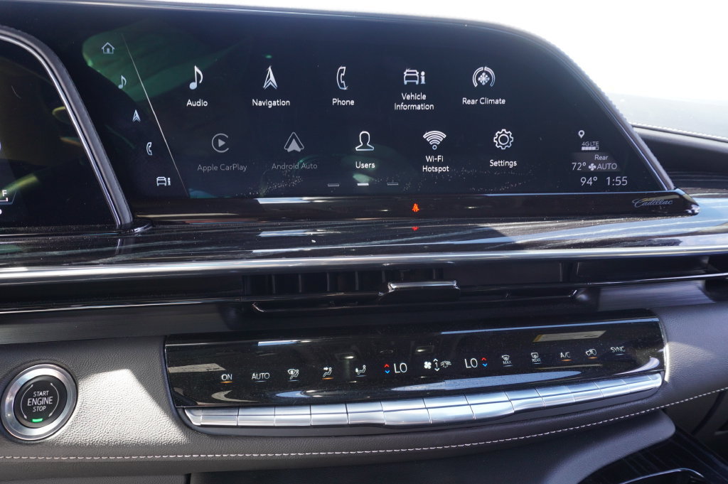 Used 2021 Cadillac Escalade ESV Sport w/ LPO, ONYX Package AWD/4WD image 22