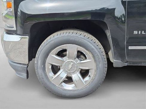 Used 2017 Chevrolet Silverado 1500 LTZ w/ LPO, Street Package AWD/4WD image 22