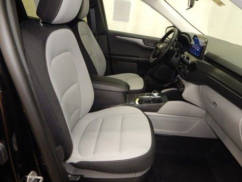 New 2026 Ford Escape Active w/ Cold Weather Package image 18