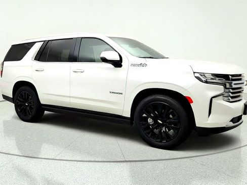 Used 2023 Chevrolet Tahoe High Country AWD/4WD image 3