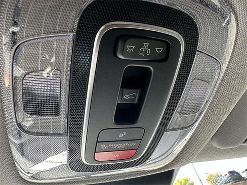 New 2025 Hyundai Elantra SEL image 31