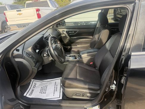 Used 2018 Nissan Altima 2.5 SR FWD image 7