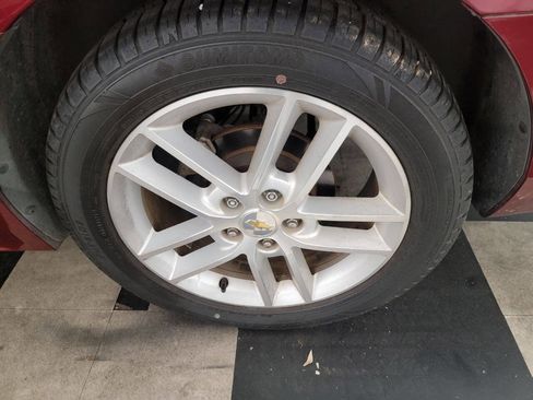 Used 2010 Chevrolet Impala LTZ FWD image 39