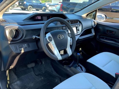 Used 2015 Toyota Prius C Two image 16