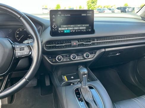 Certified 2025 Honda HR-V EX-L image 18