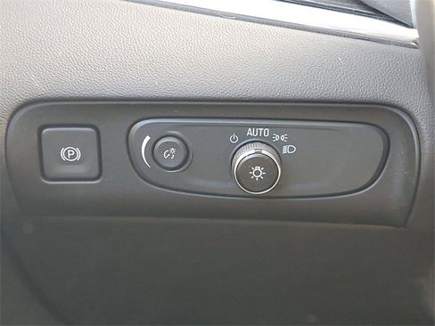 Certified 2021 Buick Enclave Avenir w/ Avenir Technology Package image 21