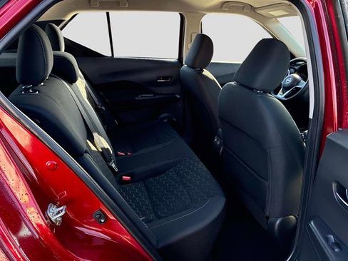 Certified 2023 Nissan Kicks SV w/ Exterior Package image 10