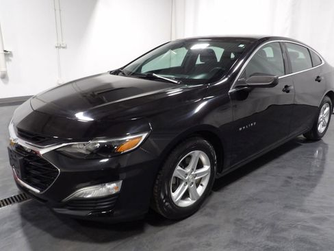Used 2019 Chevrolet Malibu LS FWD image 4