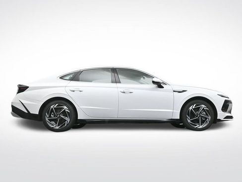 New 2026 Hyundai Sonata SEL FWD image 15