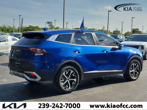 Used 2025 Kia Sportage EX FWD image 6