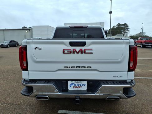 Used 2024 GMC Sierra 1500 SLT w/ SLT Premium Plus Package image 4