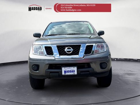 Used 2019 Nissan Frontier SV AWD/4WD image 2